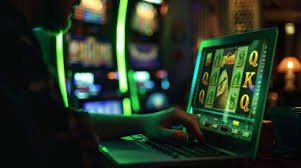 Aplikasi mobile omnidroid menampilkan live dealer blackjack dan sportsbook Liga 1